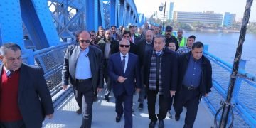 وزير النقل يتابع مشروع رفع كفاءة وتجديد وتطوير كوبري امبابة على النيل