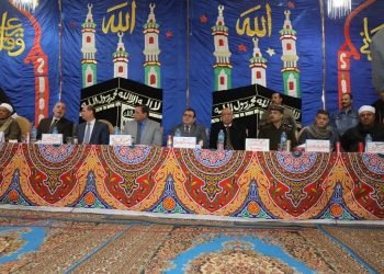 سكرتير مساعد سوهاج يشهد مراسم الصلح بين أبناء العمومة بمركز دار السلام