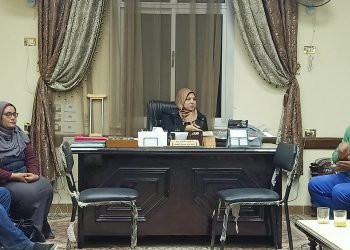 رئيس مدينه القوصية تجتمع برؤساء القرى ومديرى الإدارات لإنجاز الأعمال وخدمة المواطن