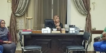 رئيس مدينه القوصية تجتمع برؤساء القرى ومديرى الإدارات لإنجاز الأعمال وخدمة المواطن