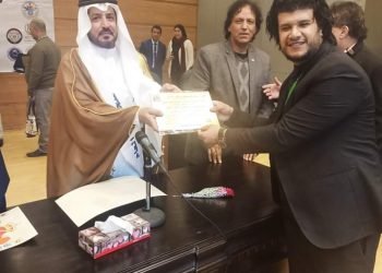 وسام التميز الذهبى لرئيس الأكاديمية المصرية الحديثة ضمن أفضل مائة شخصية مؤثرة بافريقيا والعالم العربي