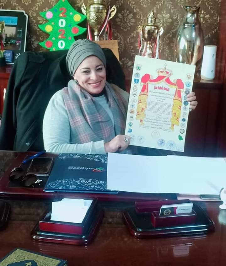 تكريم الأستاذة سالى كمال ضمن أفضل مائة شخصية مؤثرة بالعالم العربي وإفريقيا