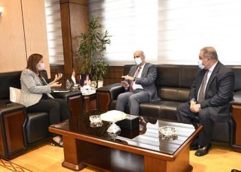 وزيرة التخطيط تلتقي المرشح لرئاسة بعثة مصر لدى الأمم المتحدة لبحث سبل التعاون
