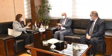 وزيرة التخطيط تلتقي المرشح لرئاسة بعثة مصر لدى الأمم المتحدة لبحث سبل التعاون