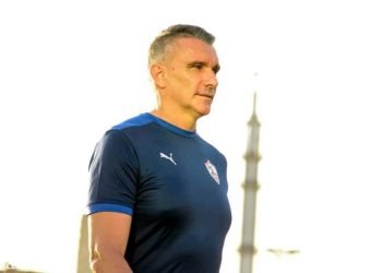 باتريس كارتيرون الفرنسى المديرالفنى الحادى عشر صانع فرحة الزمالك بدرع الدورى الممتاز