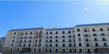 الجزار: جارٍ تنفيذ 30887 وحدة سكنية متنوعة بالمشروعات المختلفة بالمدينة.. والانتهاء من الهيكل الخرسانى لـ15 برجا سكنيا