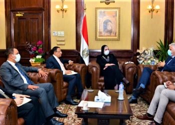 نيفين جامع:الوزارة تتبنى خطة طموحة لزيادة الصادرات المصرية للسوق الامريكي في اطار اتفاقية المناطق الصناعية المؤهلة