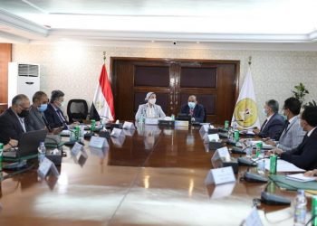 وزيرا التنمية المحلية و البيئة يتابعان آخر مستجدات الخطة التنفيذية لمنظومة إدارة المخلفات بالمحافظات