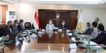 وزيرا التنمية المحلية و البيئة يتابعان آخر مستجدات الخطة التنفيذية لمنظومة إدارة المخلفات بالمحافظات