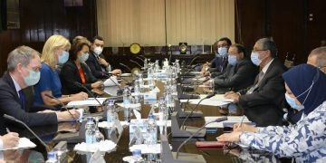 لقاء  وزير الكهرباء والطاقة المتجددة   مع وزيرة التجارة السويدية لبحث دعم التعاون بين البلدين