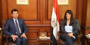 “المشاط” و”صبحي” يبحثان تعزيز التعاون الإنمائي في مجال الشباب والرياضة