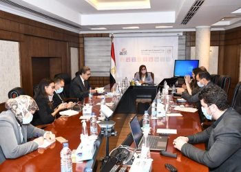 وزيرة التخطيط.. تبحث آخر تطورات المشروع القومي لتنمية الاسرة المصرية