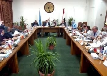 وزير التعليم العالي يرأس اجتماع مجلس إدارة المركز القومي للبحوث