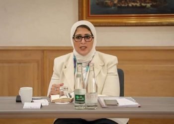 وزيرة الصحة: القوافل الطبية قدمت خدماتها العلاجية بالمجان لـ181 ألف مواطن خلال شهر