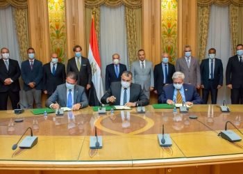 تعاون بين ” الإنتاج الحربى ” و ” شركة سيمنز للصناعات بمصر ” و ” شركة كامس للهندسة والمقاولات “