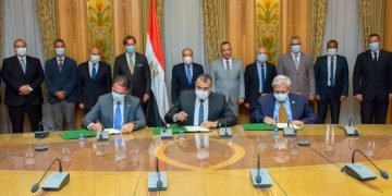 تعاون بين ” الإنتاج الحربى ” و ” شركة سيمنز للصناعات بمصر ” و ” شركة كامس للهندسة والمقاولات “