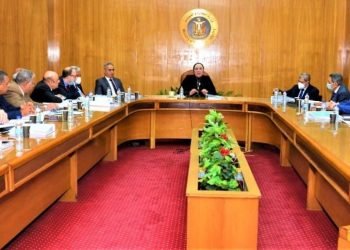 نيفين جامع: حريصون على الارتقاء بمنظومة عمل الاتحاد وغرفه بالمحافظات للمساهمة في تحقيق خطة الحكومة للتنمية الاقتصادية الشاملة والمستدامة