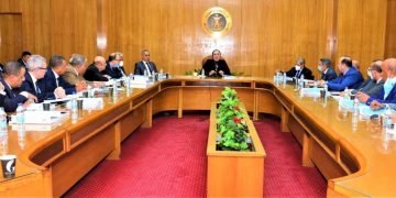 نيفين جامع: حريصون على الارتقاء بمنظومة عمل الاتحاد وغرفه بالمحافظات للمساهمة في تحقيق خطة الحكومة للتنمية الاقتصادية الشاملة والمستدامة