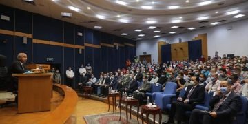 وزير النقل: لاتهاون مع المخطئ والمتهاون وفقاً لمبدأ الثواب والعقاب الذي يتم تنفيذه في كافة قطاعات وزارة النقل