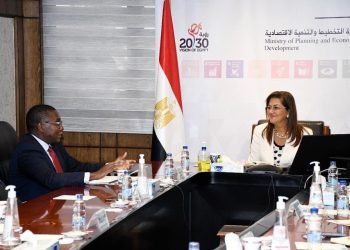 وزيرة التخطيط تلتقي مساعد سكرتير عام الأمم المتحدة للمناخ