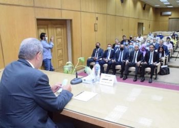 وزير التموين … تخفيضات معارض اهلاً مدارس تتراوح بين 25% إلى 30%