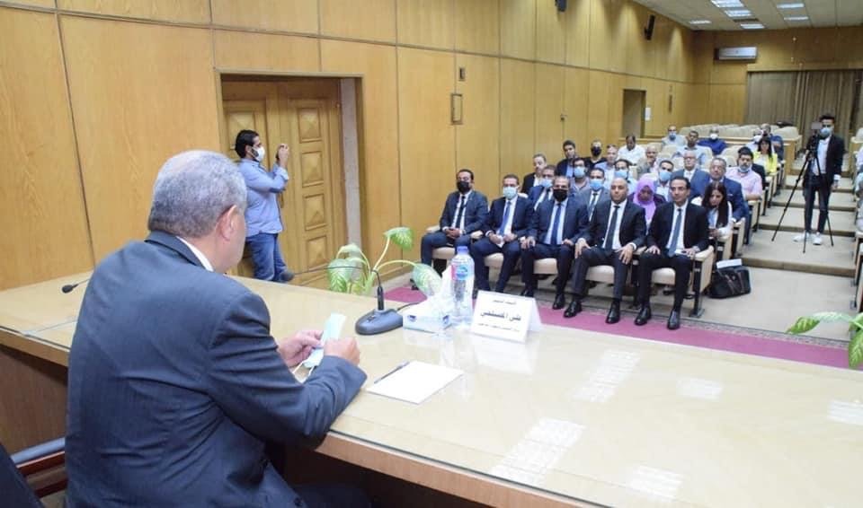 وزير التموين … تخفيضات معارض اهلاً مدارس تتراوح بين 25% إلى 30%