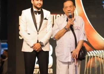 كريم أسامة يخطف الأنظار بأدائه المميز بفعاليات مهرجان Egy Fashion 6