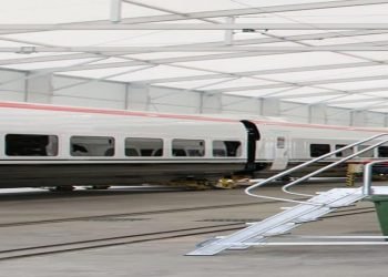 وزير النقل يتفقد مراحل تصنيع عدد 6 قطارات تالجو متعاقد عليها لصالح هيئة السكك الحديدية بمصانع الشركة بشمال إسبانيا