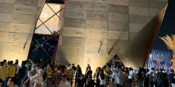 إقبال كبير من الزائرين على الجناح المصرى عقب الافتتاح الرسمى للفعاليات