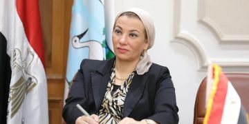 وزيرة البيئة : مصر ستكون لها تجربتها الخاصة في اختيار بطلها للعمل المناخي