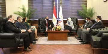 وزيرة الصحة توجه الشكر للحكومة الأمريكية لدعمها مصر ب ٨ ملايين جرعة من لقاحي فايزر وموديرنا تصل تباعًا