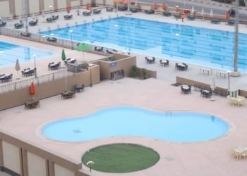 وزارة الشباب والرياضة تجهز حمامات السباحة في المدينة الشبابية بالأسمرات