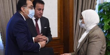 وزيرة الصحة: الدولة تُسخر إمكاناتها لتعزيز قدراتها التصنيعية في المجال الطبي وفقا لتوجيهات الرئيس السيسي