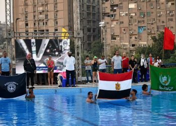 وزير الرياضة ومحافظ الجيزة يفتتحان مجمع حمامات السباحة بنادي الترسانة