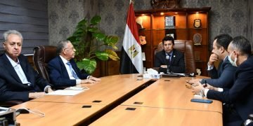 صبحي…حريصون على اتخاذ كافة الخطوات لتصحيح مسار الطائرة المصرية