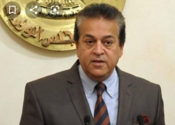 الطلبة حائرين ما بين وزارة التعليم الفني ووزارة التعليم العالي