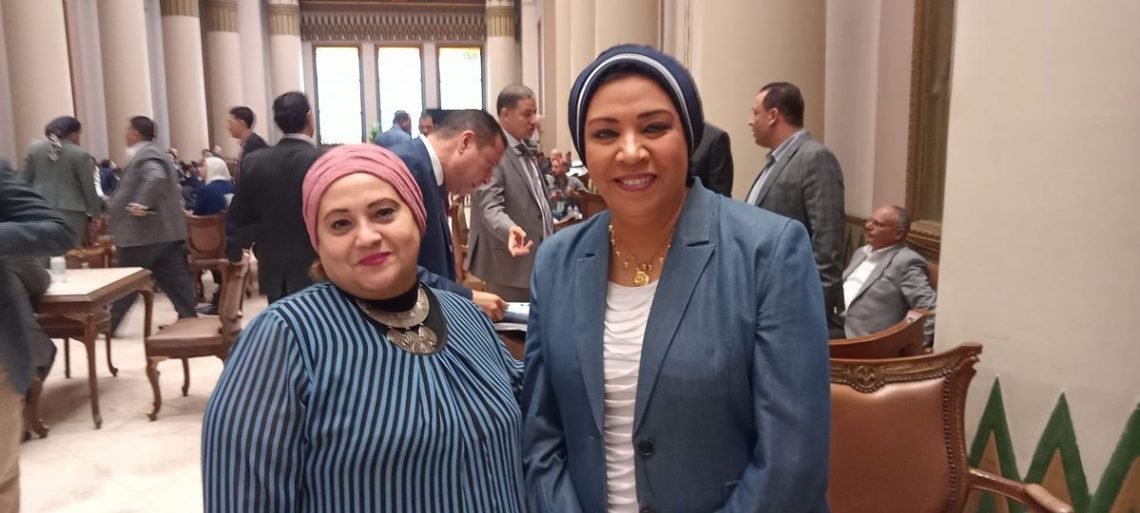 نشوي الديب تطلب من وزير التعليم تقسيط مصروفات الدراسة