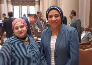 نشوي الديب تطلب من وزير التعليم تقسيط مصروفات الدراسة