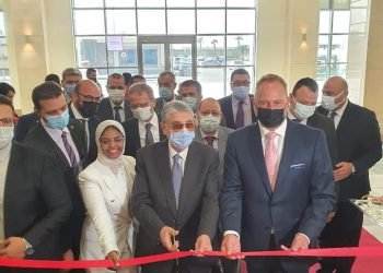 وزير الكهرباء والطاقة المتجددة يفتتح معرض اينرجي ايجيبت في نسخته الـ 30 بالقاهرة