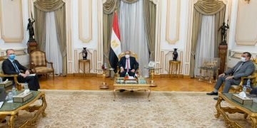 ” وزير الدولة للإنتاج الحربي ”  يناقش مع ” سفير بلغاريا ” سبل تعزيز التعاون المشترك