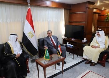 سعفان يبحث مع نظيره السعودي الربط الإلكتروني لتقنين أوضاع سفر العمالة والقضاء علي عقود  العمل الوهمية