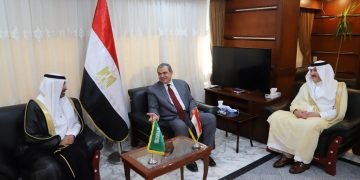 سعفان يبحث مع نظيره السعودي الربط الإلكتروني لتقنين أوضاع سفر العمالة والقضاء علي عقود  العمل الوهمية