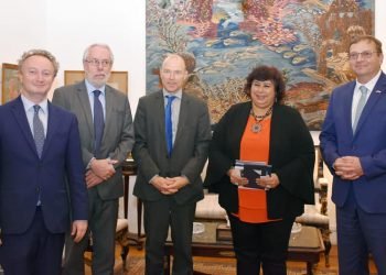 وزيرة الثقافة تستقبل سفير التشيك لبحث التعاون المشترك وافتتاح أول مركز ثقافي للتشيك في مصر وإفريقيا