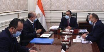 رئيس الوزراء: اهتمام من الرئيس بالمجمع لكونه يسهم فى تعزيز جهود الدولة فى ملف التحول الرقمي والشمول المالي