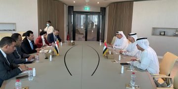 وزير الرياضة يناقش آليات التعاون مع وزير ريادة الأعمال والمشاريع الصغيرة والمتوسطة الإماراتي