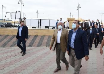 رئيس الوزراء يتفقد مشروع ممشى أهل السويس والمنطقة الترفيهية وأعمال تطوير ترعة الهويس.. ويفتتح المرحلة الثانية من شاطئ السوايسة