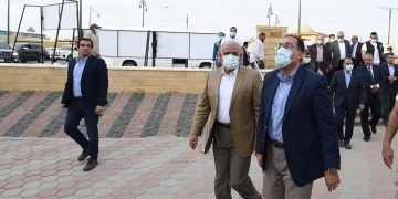 رئيس الوزراء يتفقد مشروع ممشى أهل السويس والمنطقة الترفيهية وأعمال تطوير ترعة الهويس.. ويفتتح المرحلة الثانية من شاطئ السوايسة