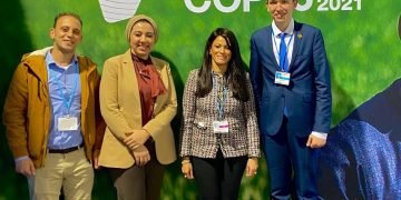 وزيرة التعاون الدولي تلتقي عضو المجموعة الاستشارية الشبابية المعنية بتغير المناخ ضمن أنشطتها بقمة جلاسجو