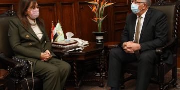 وزيرا الزراعة والتخطيط يبحثان التعاون بين الوزارة وصندوق مصر السيادي في رفع كفاءة الأصول