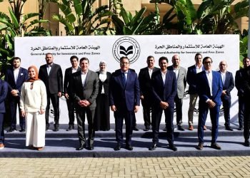 مدبولي: رواد الأعمال يمارسون دورًا هامًا في تعزيز بيئة الاستثمار وتقديم حلول مبتكرة ورائدة للسوق المحلية